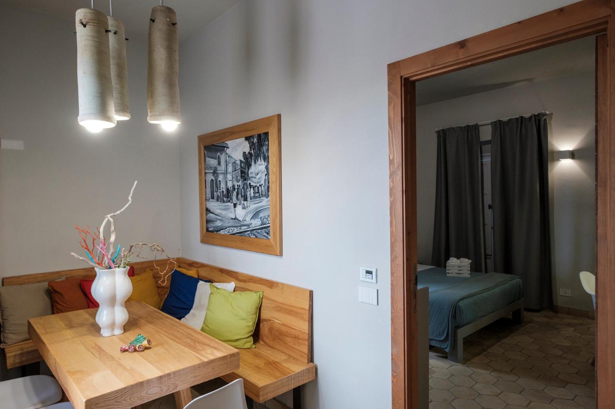 B&B Fermata 106 Da Carolina Сикульяна-Марина Экстерьер фото